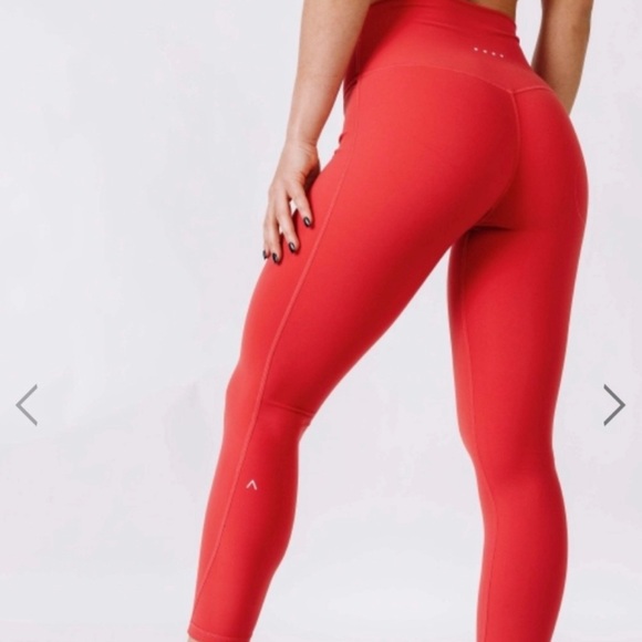 Acta Wear Red leggings - Picture 2 of 4